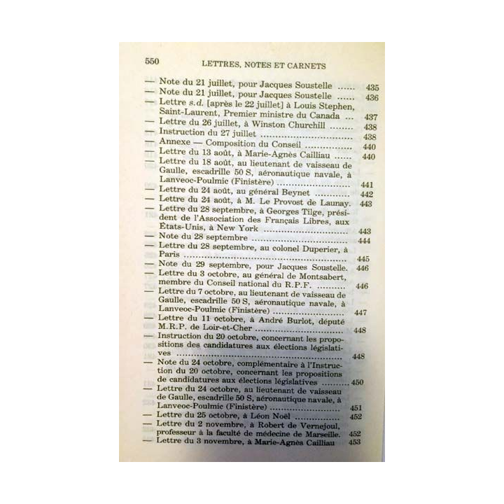 1. Lettres notes et carnets Mai 1945 - Juin 1951 de Charles de Gaulle aux éditions Plon