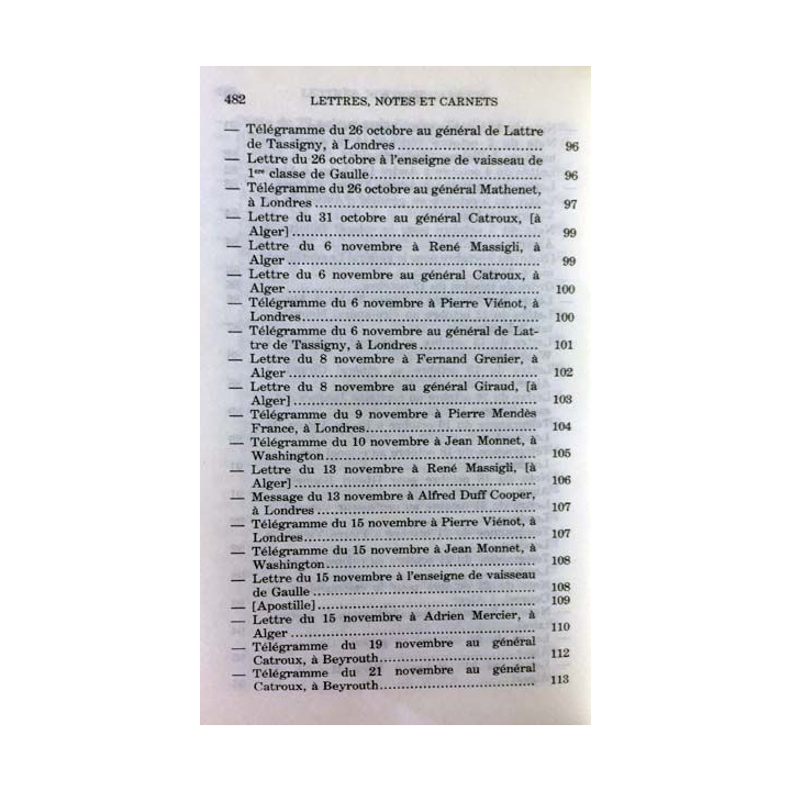 1. Lettres notes et carnets Juin 1943 - Mai 1945 de Charles de Gaulle aux éditions Plon