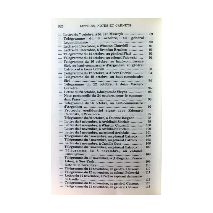 1. Lettres notes et carnets Juillet 1941 - Mai 1943 de Charles de Gaulle aux éditions Plon