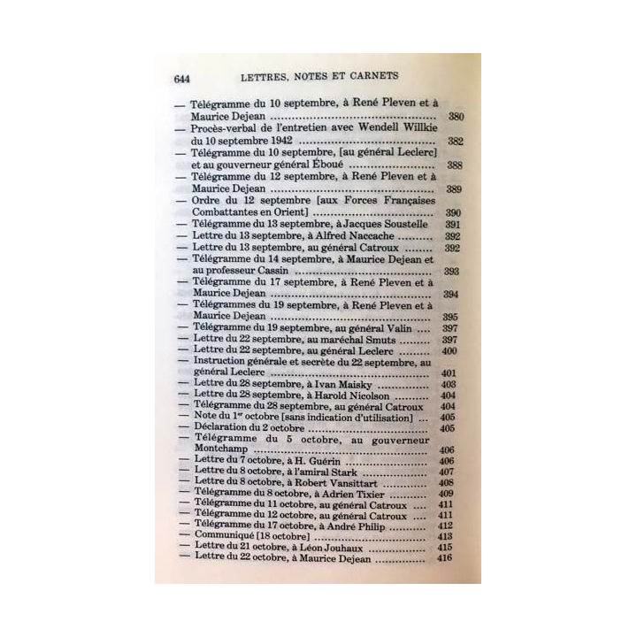 1. Lettres notes et carnets Juillet 1941 - Mai 1943 de Charles de Gaulle aux éditions Plon