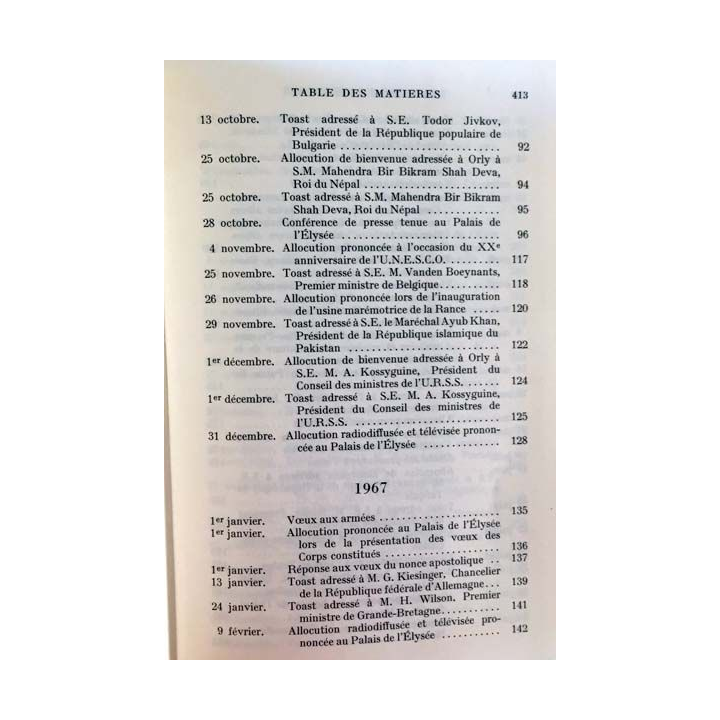 1. Discours et messages Tome 5 Vers le terme 1966 - 1969 de Charles de Gaulle aux éditions Plon
