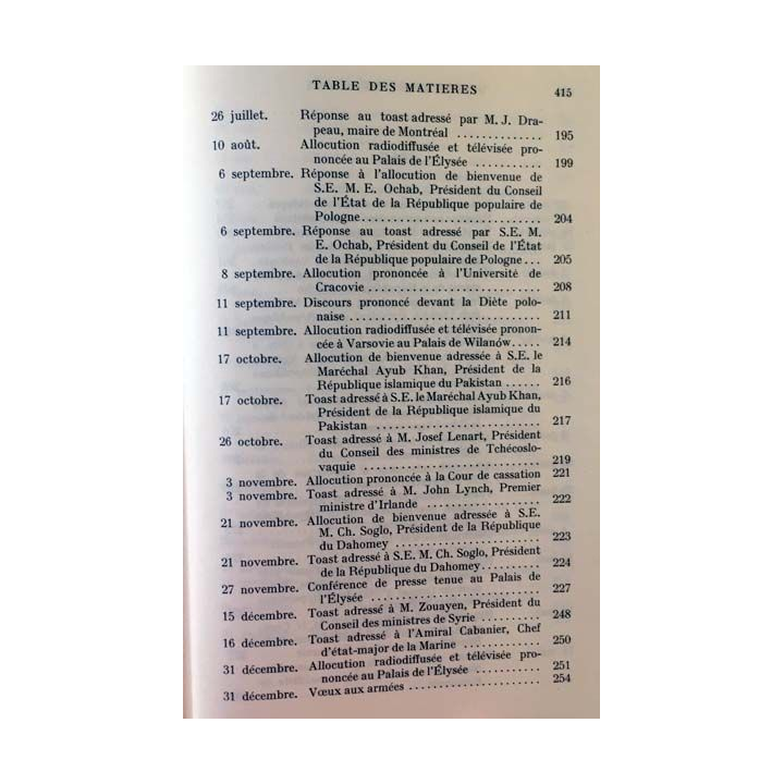 1. Discours et messages Tome 5 Vers le terme 1966 - 1969 de Charles de Gaulle aux éditions Plon