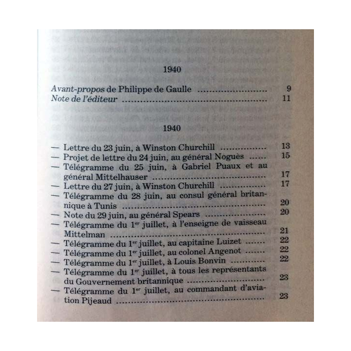 1. Lettres notes et carnets Juin 1940 - Juillet 1941 de Charles de Gaulle aux éditions Plon