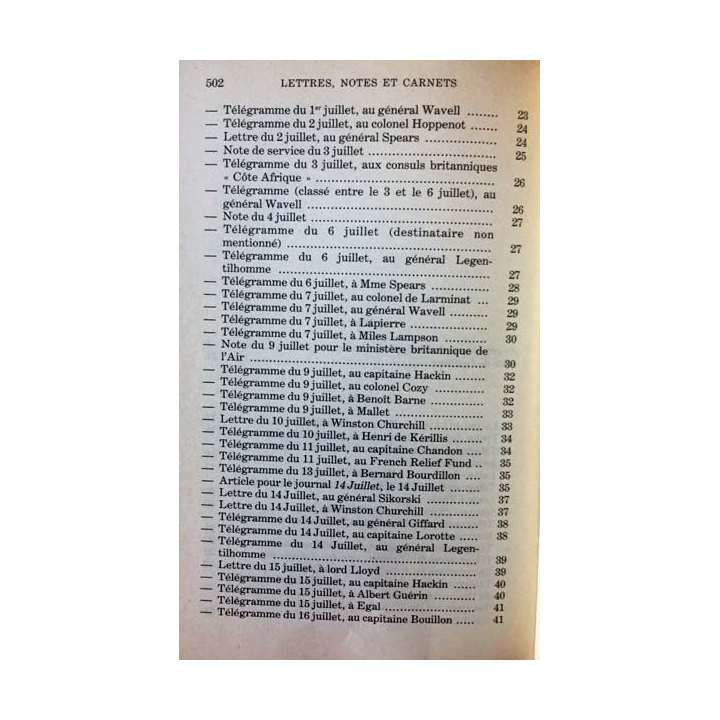 1. Lettres notes et carnets Juin 1940 - Juillet 1941 de Charles de Gaulle aux éditions Plon