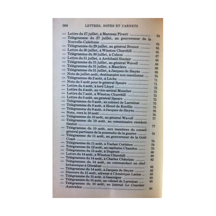 1. Lettres notes et carnets Juin 1940 - Juillet 1941 de Charles de Gaulle aux éditions Plon