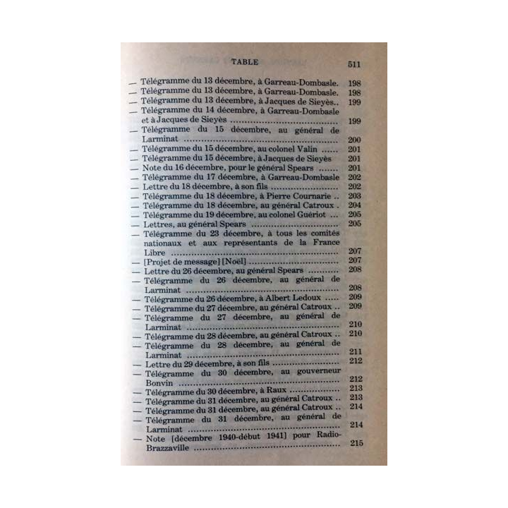 1. Lettres notes et carnets Juin 1940 - Juillet 1941 de Charles de Gaulle aux éditions Plon