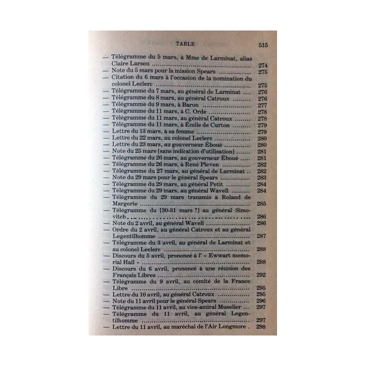 1. Lettres notes et carnets Juin 1940 - Juillet 1941 de Charles de Gaulle aux éditions Plon