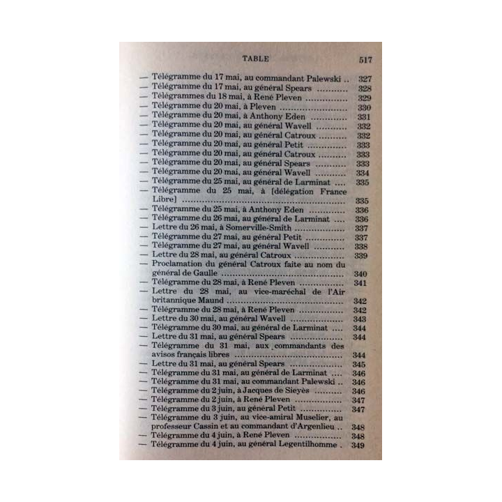 1. Lettres notes et carnets Juin 1940 - Juillet 1941 de Charles de Gaulle aux éditions Plon