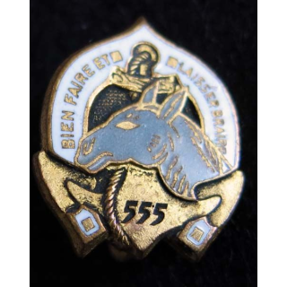 555° CM EO : insigne métallique de la 555° Compagnie Muletière en Extrème Orient 