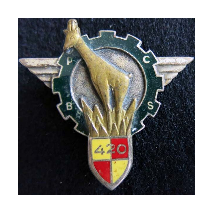 420° BPCS : insigne métallique du 420° bataillon parachutiste de commandemenrt et soutien 