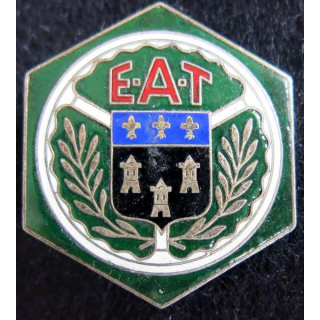 EAT :  insigne métallique de l'école d'application du train Bertrand G.972