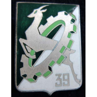 39° CC: Insigne métallique de la 39° Compagnie de Camp G. 1044 