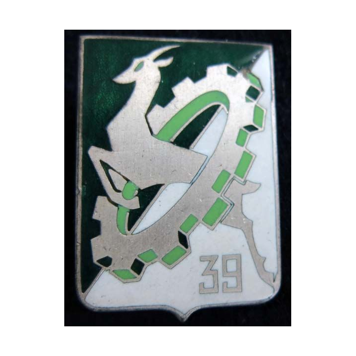 39° CC: Insigne métallique de la 39° Compagnie de Camp G. 1044 