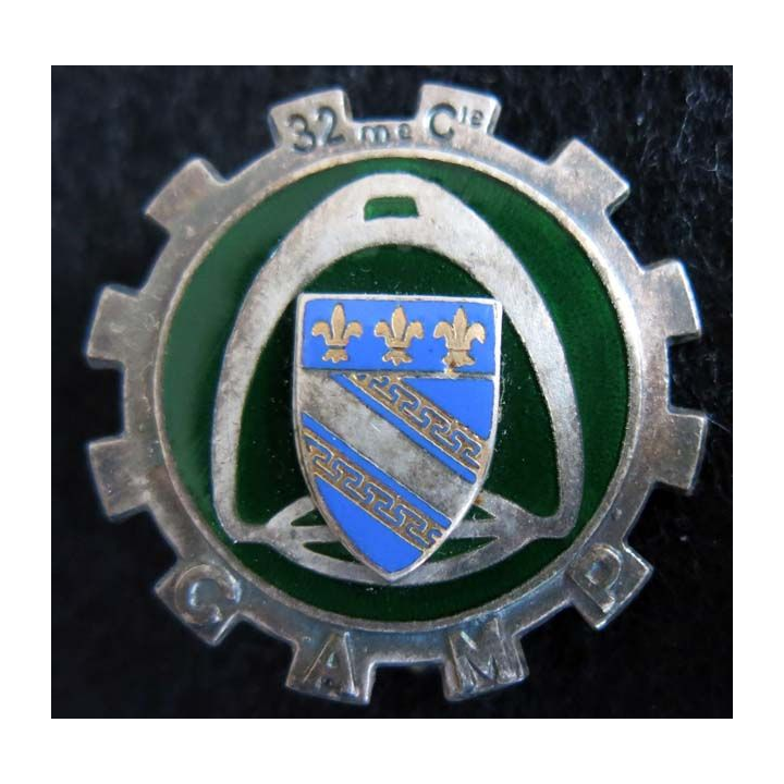 32° CC: Insigne métallique de la 32° Compagnie de Camp Drago Olivier Métra G. 904