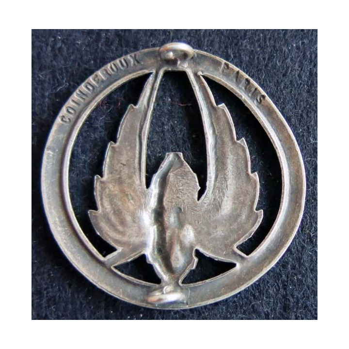 TRAIN : Insigne métallique de béret de fabrication Coinderoux Paris 