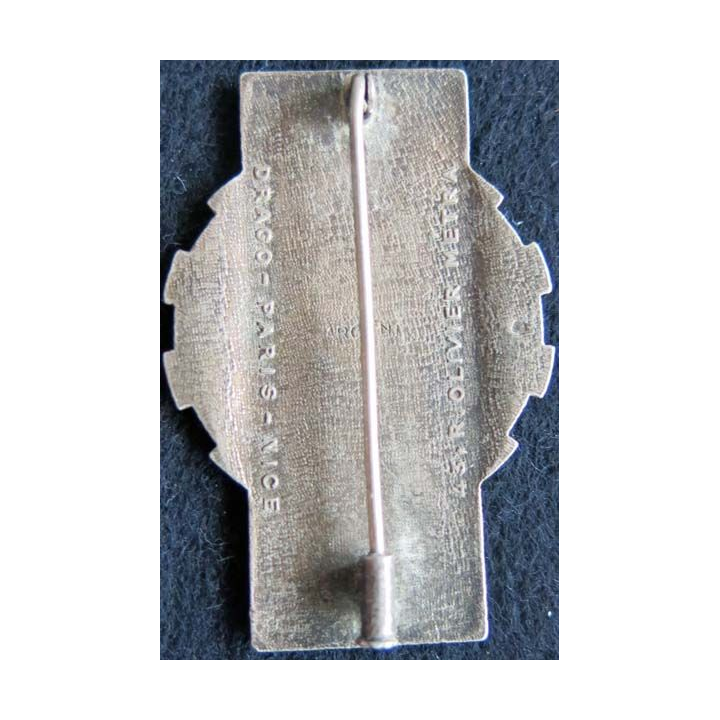 516° GT : Insigne métallique du 516° groupe de transport de fabrication Drago Olivier Métra en argent et en émail 
