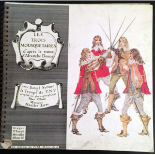 1. Les trois mousquetaires d'après le roman d'Alexandre Dumas aux éditions Lucien Adès