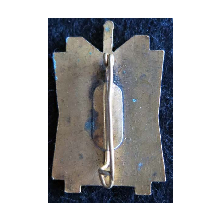 106° RI : 106° régiment d'infanterie sans nom du fabricant dos lisse en émail