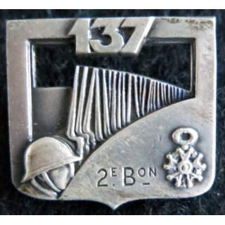 137° RI :137° régiment d'infanterie 2° bataillon Arthus Bertrant Paris dos lisse