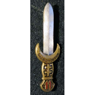 11° DI :11° division d’infanterie Drago Paris G. 1152 attache type broche