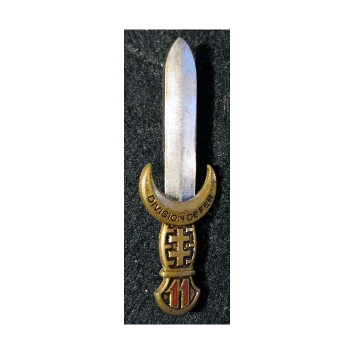 11° DI :11° division d’infanterie Drago Paris G. 1152 attache type broche