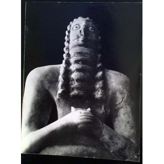 1. Trésors du Musée de Bagdad des origines à l'Islam - musée du Louvre galerie mollien 28 Janvier - 28 Mars 1966