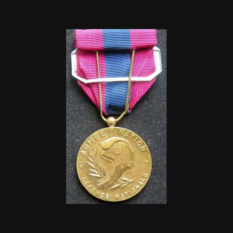 médaille de la défense nationale modèle barrette train DEF NAT
