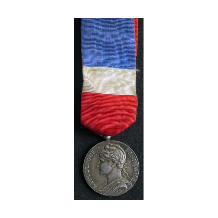 Médaille du travail du ministère du travail et de la sécurité sociale 