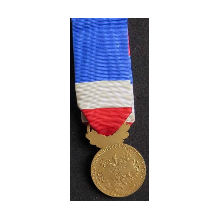 FRANCE 