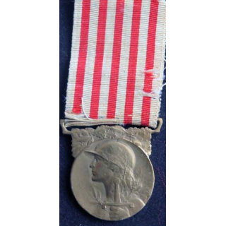 FRANCE : médaille commémorative de la Grande guerre 1914-1918 en bronze