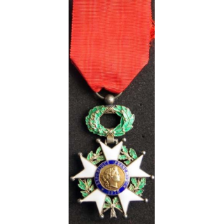 FRANCE : médaille de la croix rouge classe bronze