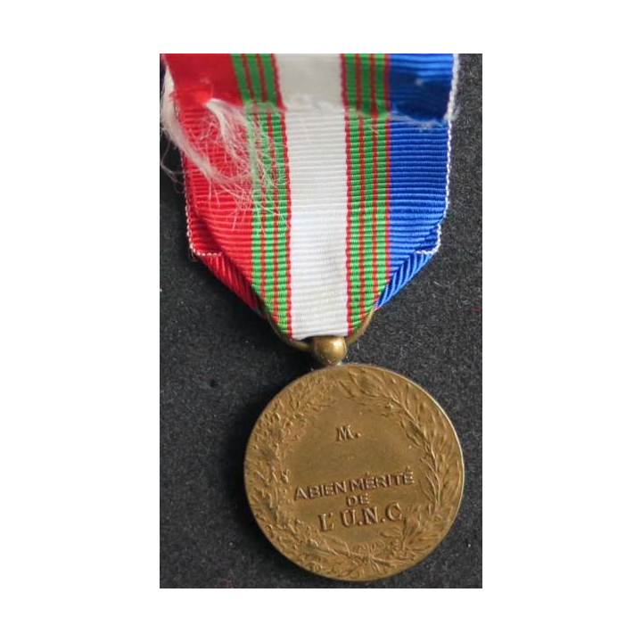 FRANCE : médaille de l'Union Nationale des Combattants UNC en bronze 
