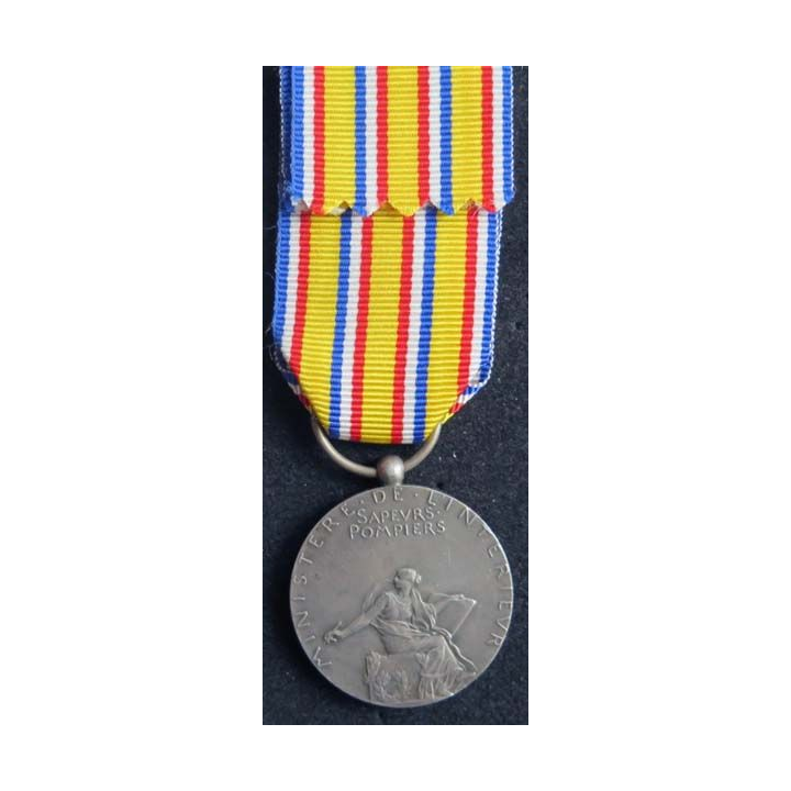médaille des sapeurs pompiers du ministère de l'Intérieur en argent
