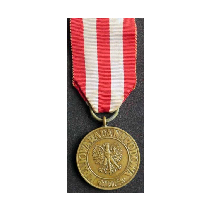 POLOGNE : Medaille de la victoire et de la liberté 1945 en bronze 