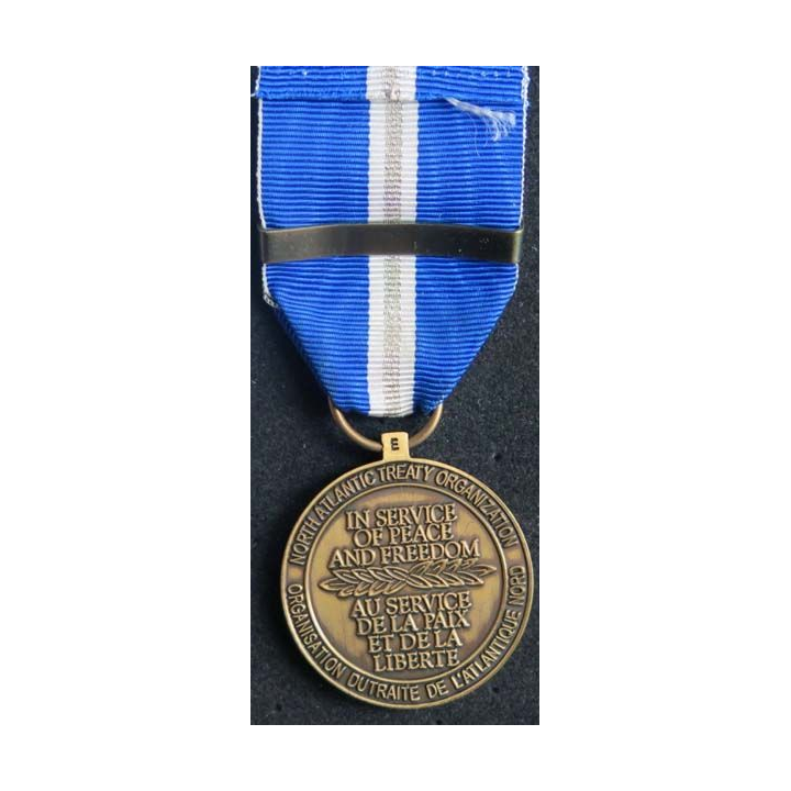 OTAN : médaille commémorative de l'OTAN non article 5 dans les Balkans