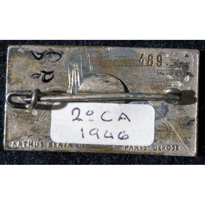 2° CA : 2° corps d'armée "PURS et DURS" 1946  Arthus Bertrand en émail 