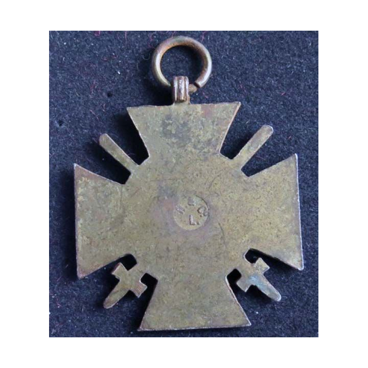 ALLEMAGNE :  médaille de la croix de guerre allemande 1914 - 1918 en bronze