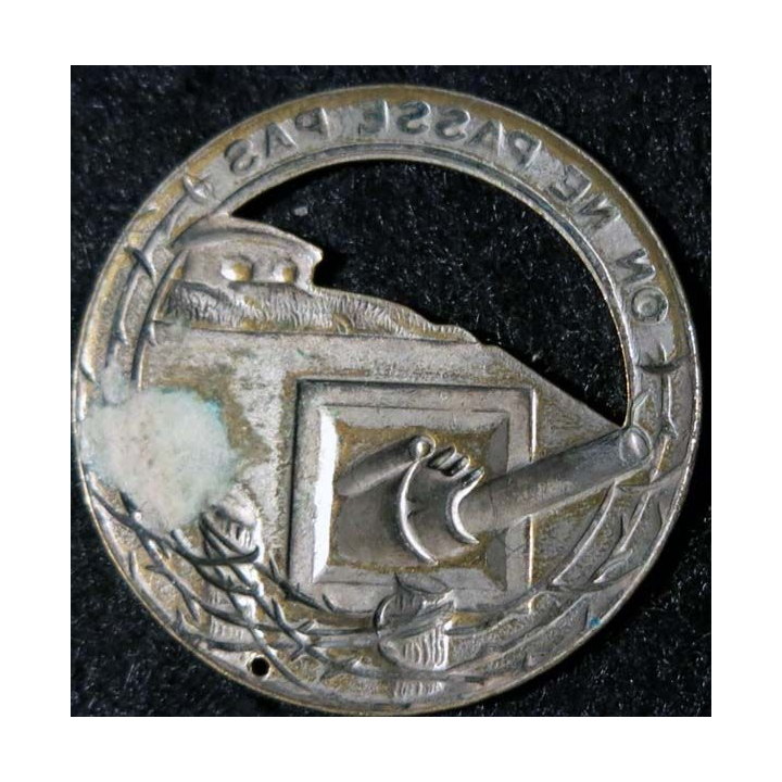 MAGINOT : Insigne métallique de béret de la ligne MAGINOT