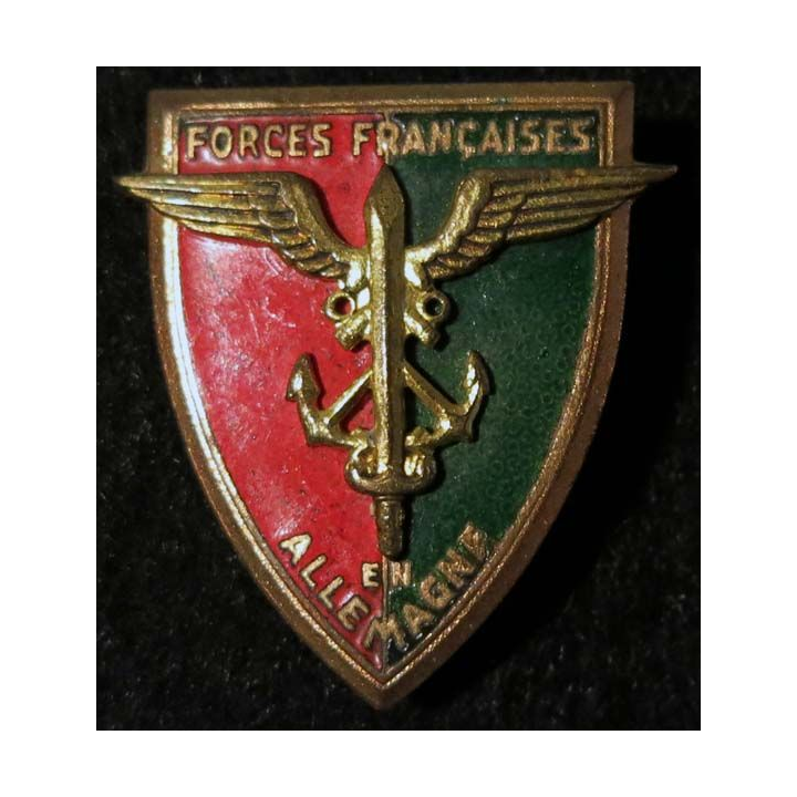 Forces françaises en allemagne de fabrication Drago Paris en émail