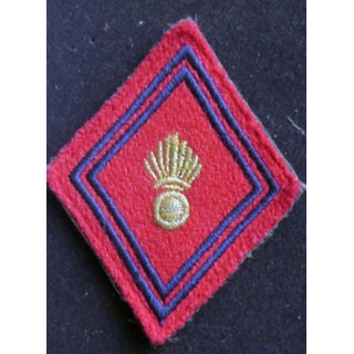losange de bras modèle 45 : insigne tissu artillerie cadre