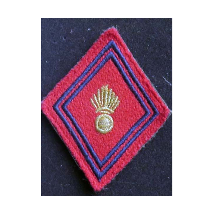 losange de bras modèle 45 : insigne tissu artillerie cadre