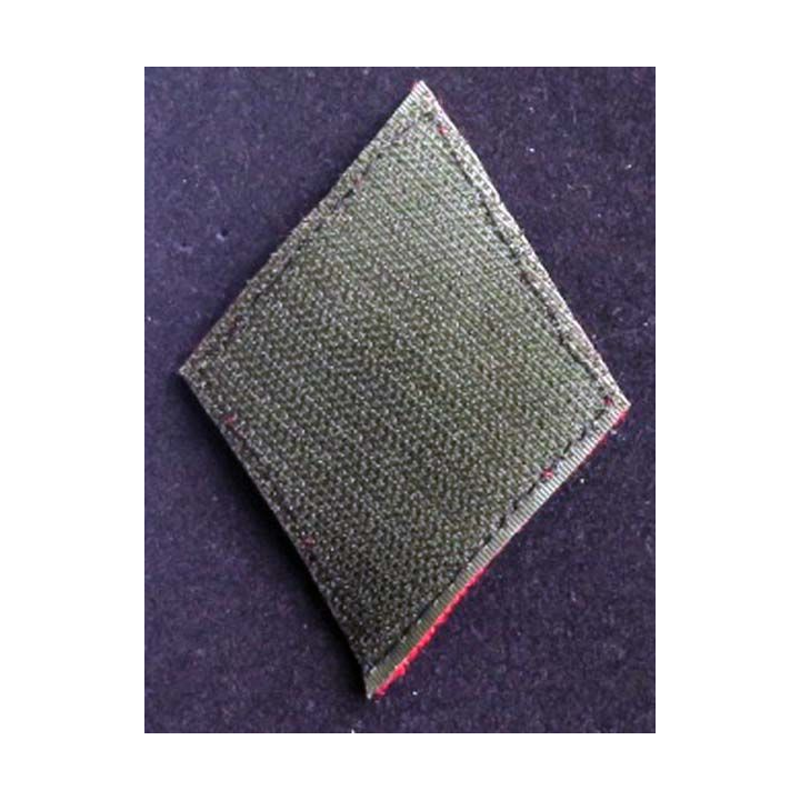 losange de bras modèle 45 : insigne tissu artillerie cadre cannetille (trou de mite)