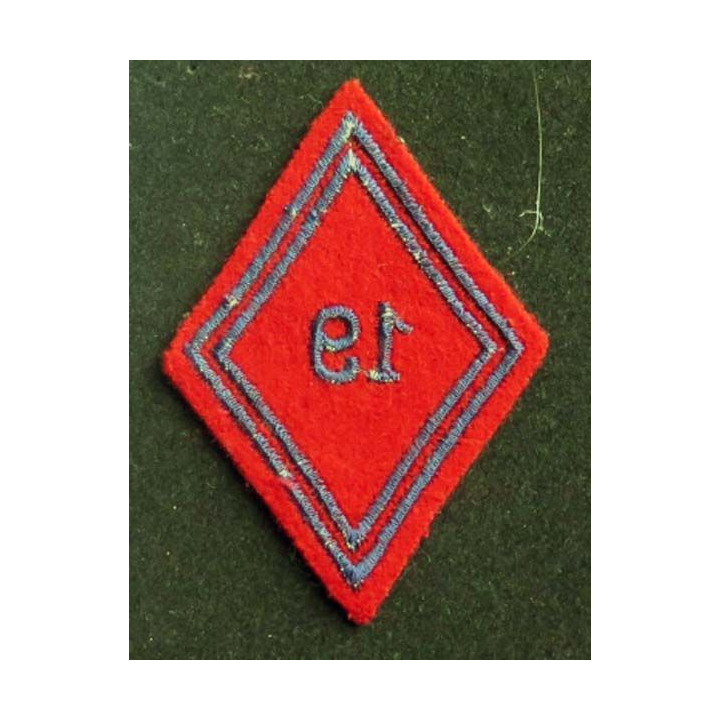 losange de bras modèle 45 : insigne tissu du 19° régiment d'artillerie troupe