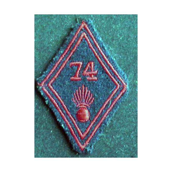 losange de bras modèle 45 : insigne tissu du 74° régiment d'Infanterie troupe