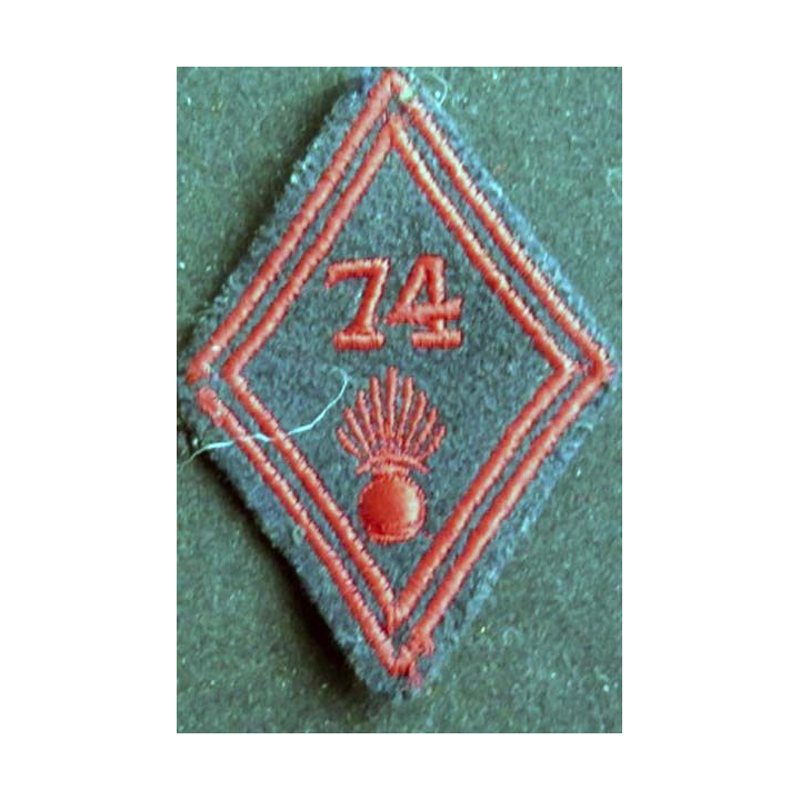 losange de bras modèle 45 : insigne tissu du 74° régiment d'Infanterie troupe