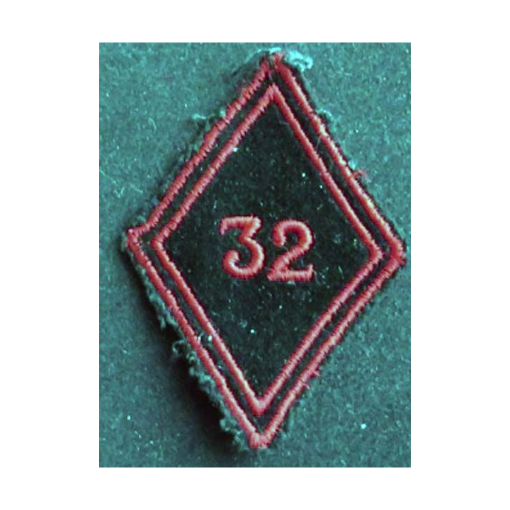losange de bras modèle 45 : insigne tissu du 32° régiment du génie troupe