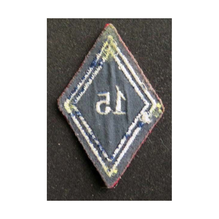 losange de bras modèle 45 : insigne tissu du 15° régiment d'artillerie troupe