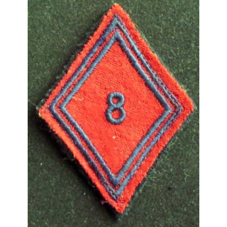 losange de bras modèle 45 : insigne tissu du 8° régiment d'artillerie troupe