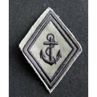 losange de bras modèle 45 : insigne tissu des troupes de marine vert armée