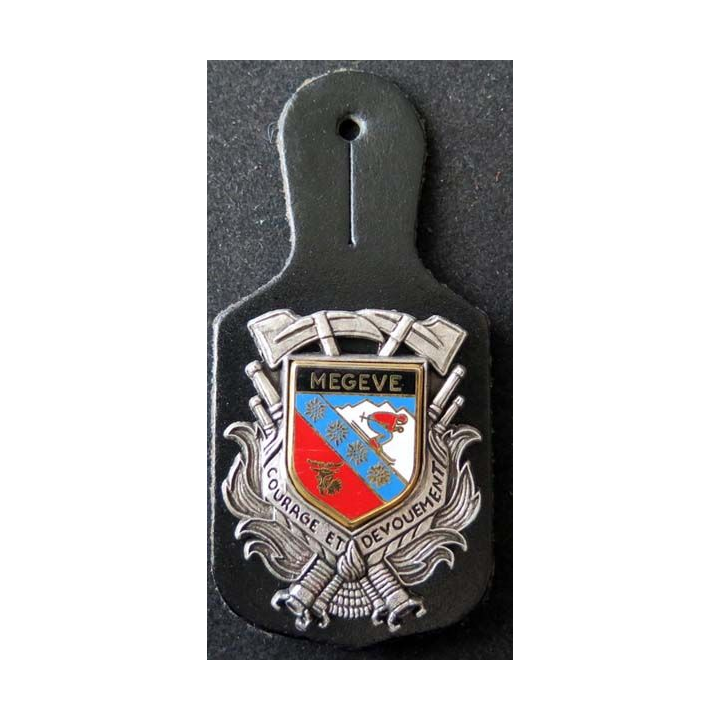 insigne métallique pompiers de Megève de fabrication Ballard